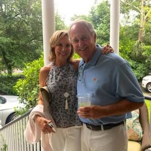 Meet your Posher, Connie